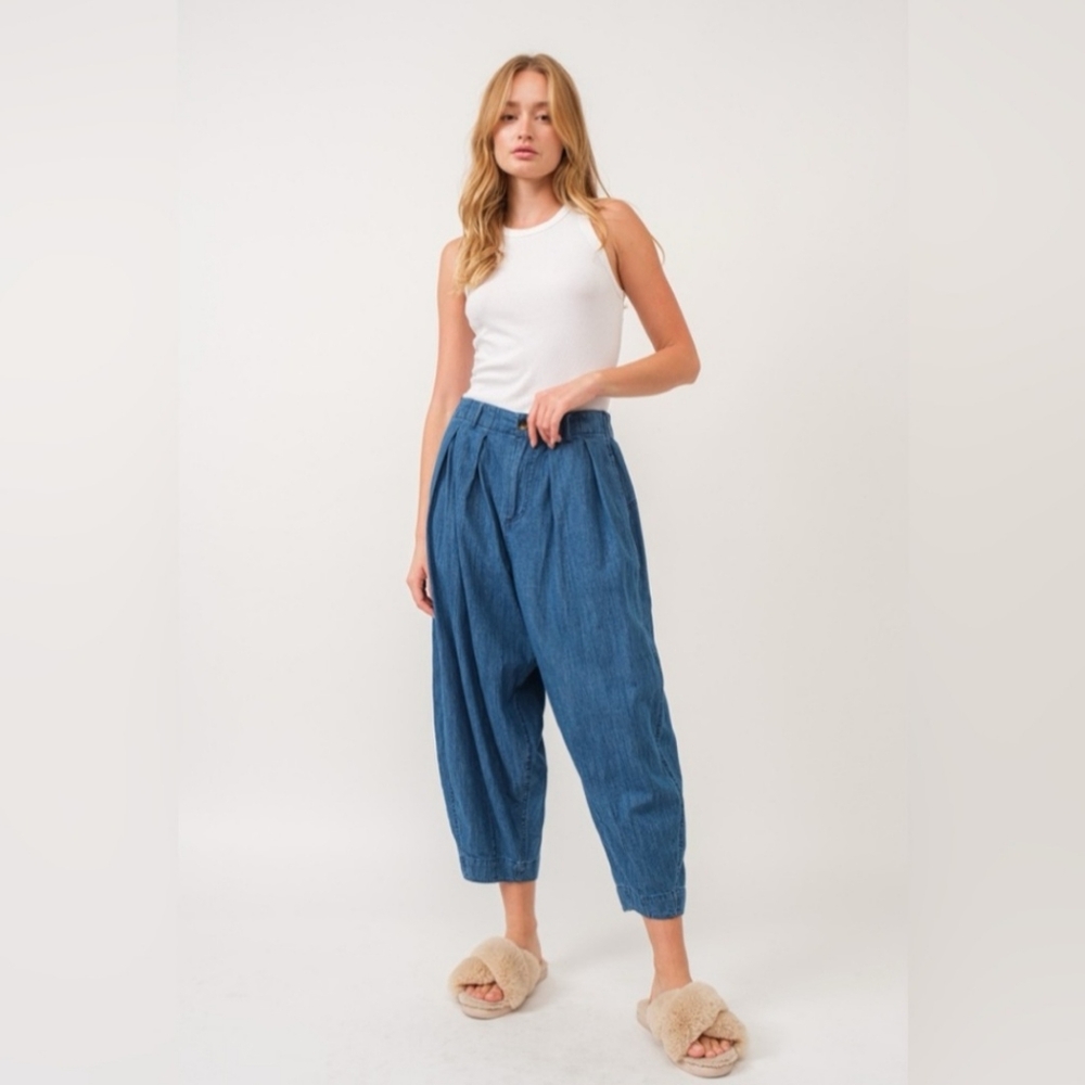 NWT Wide Leg Jeans